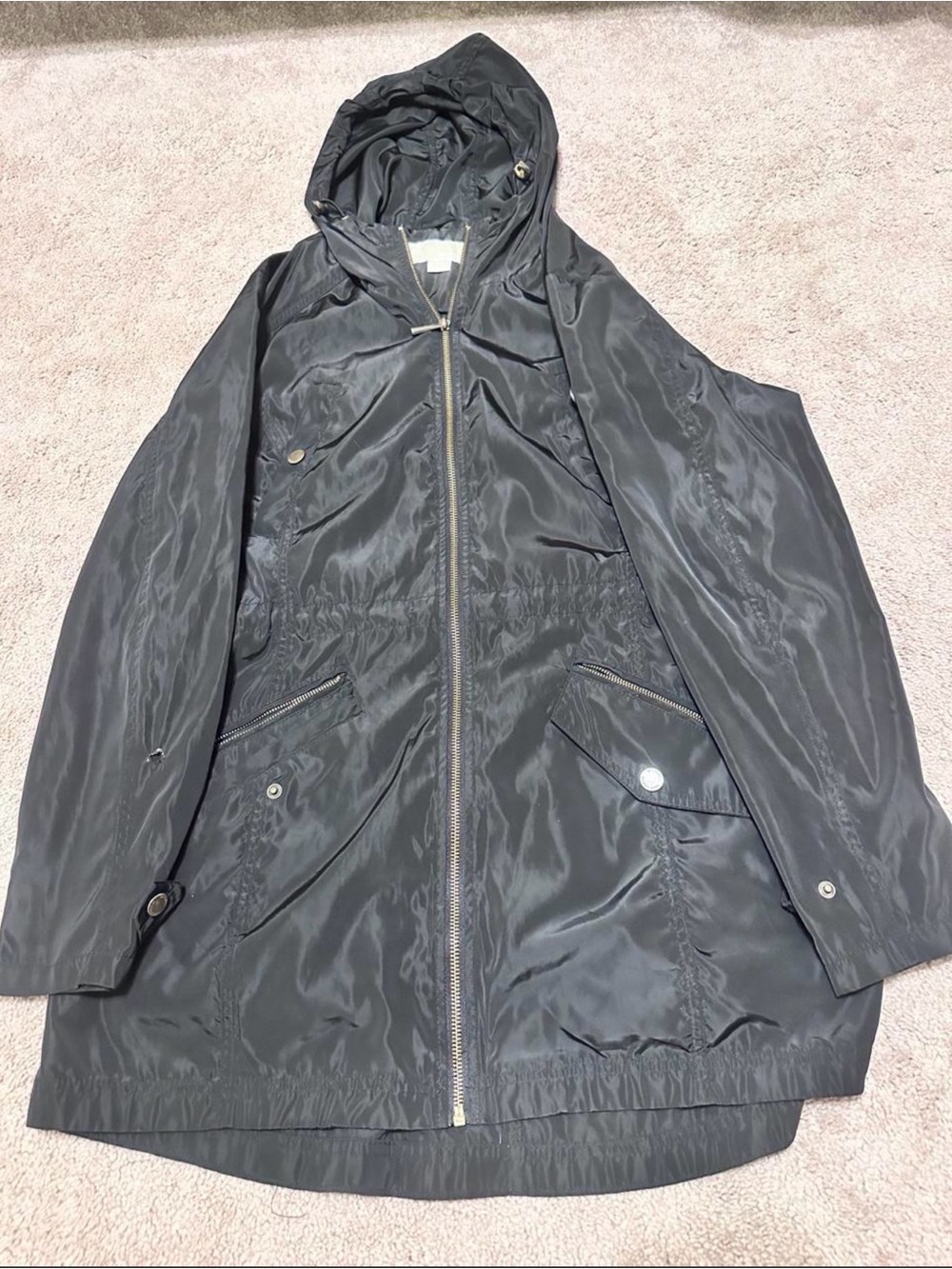 Michael Kors Women’s Hooded Anorak rain jacket 

Size L